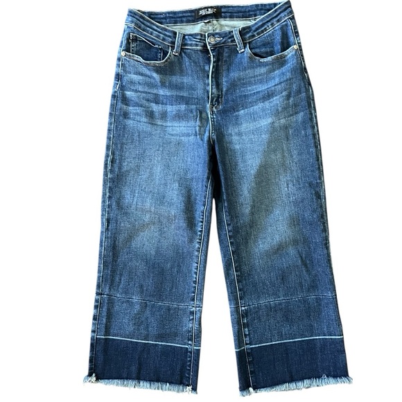 Judy Blue Raw Hem High Rise Column Straight Jeans